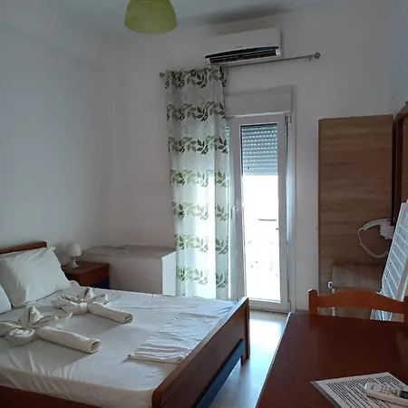 Sea View Studios Bali Harbour Beach Exterior foto