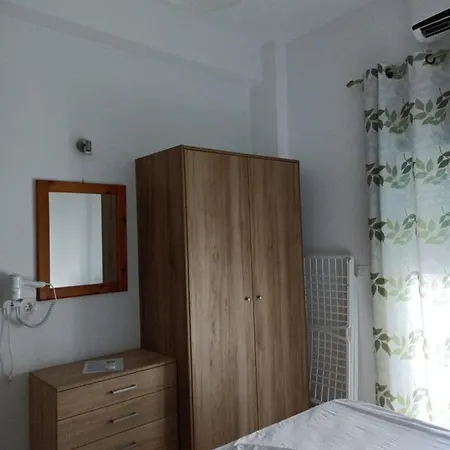 Sea View Studios Bali Harbour Beach Exterior foto